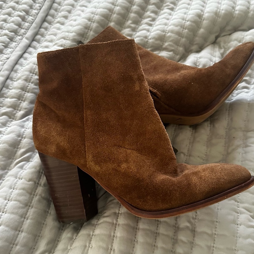 Sam Edelman 7 Brown Suede Ankle Boots